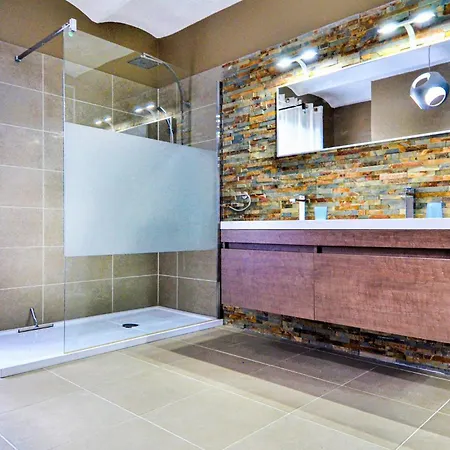 Stunning In St Privat Des Vieux With Kitchen Holiday home
