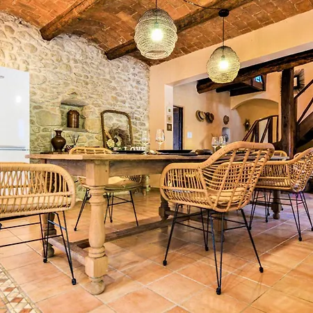 Stunning In St Privat Des Vieux With Kitchen Saint-Privat-des-Vieux