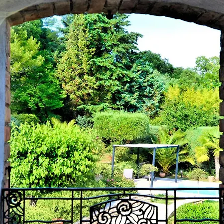 Stunning In St Privat Des Vieux With Kitchen